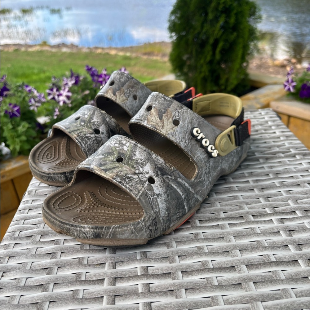 CROCS Camouflage Slide Sandals Women’s 10 / Men’s 8